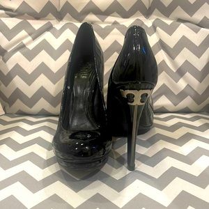 Black Tory Burch heels